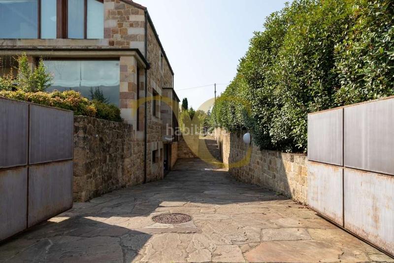 Foto e8fdcecf-66a5-40bc-8f70-42d985245164. Casa magnífica propiedad en maoño. en Maoño - Azoños Santa Cruz de Bezana