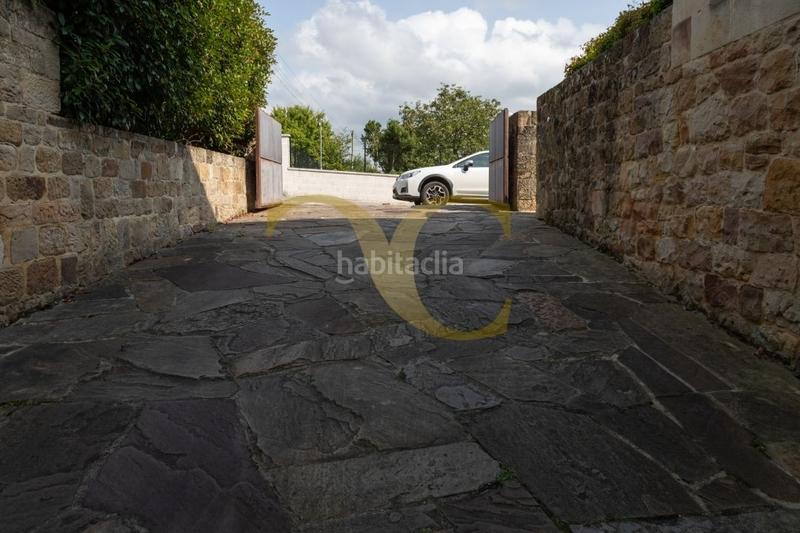 Foto efa5a510-a0eb-4d72-aa8b-8990ee6a1175. Casa magnífica propiedad en maoño. en Maoño - Azoños Santa Cruz de Bezana