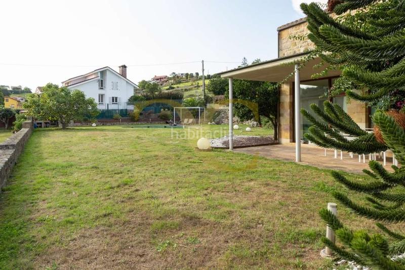 Foto f0a6e5f8-8277-475d-9061-6447daf137b2. Casa magnífica propiedad en maoño. en Maoño - Azoños Santa Cruz de Bezana