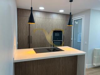 Location Appartement  Avenida de alberto de alcocer. Vivienda a estrenar.