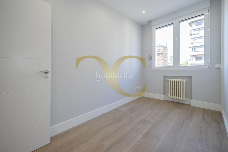 Foto 175782e3-ced8-4de0-9379-e1bb4a1a9ecd. Rent flat with heating parking pool in Hispanoamérica-Bernabéu Madrid