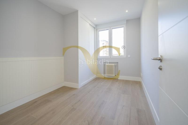 Foto 21d845b6-6062-485f-8c78-63dbfdad9716. Rent flat with heating parking pool in Hispanoamérica-Bernabéu Madrid