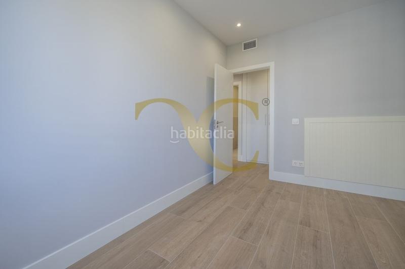 Foto 67a6b1ce-dfbd-4640-9aed-643d65d92799. Rent flat with heating parking pool in Hispanoamérica-Bernabéu Madrid