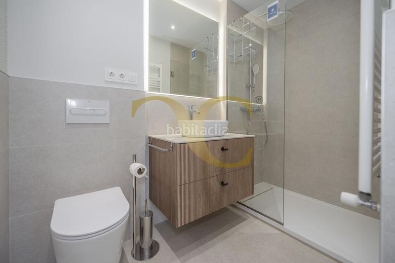 Foto cdc94bcb-8ae4-46c8-a185-23efb98445ea. Rent flat with heating parking pool in Hispanoamérica-Bernabéu Madrid