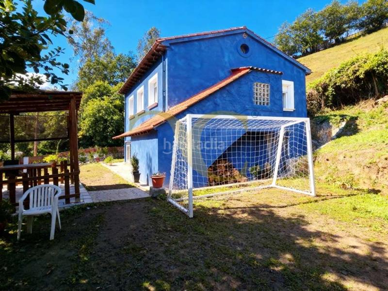 Foto 411b94ce-8399-4d45-a04c-d691a858114f. Casa con riscaldamento in Parroquias Sur - La Manjoya Oviedo