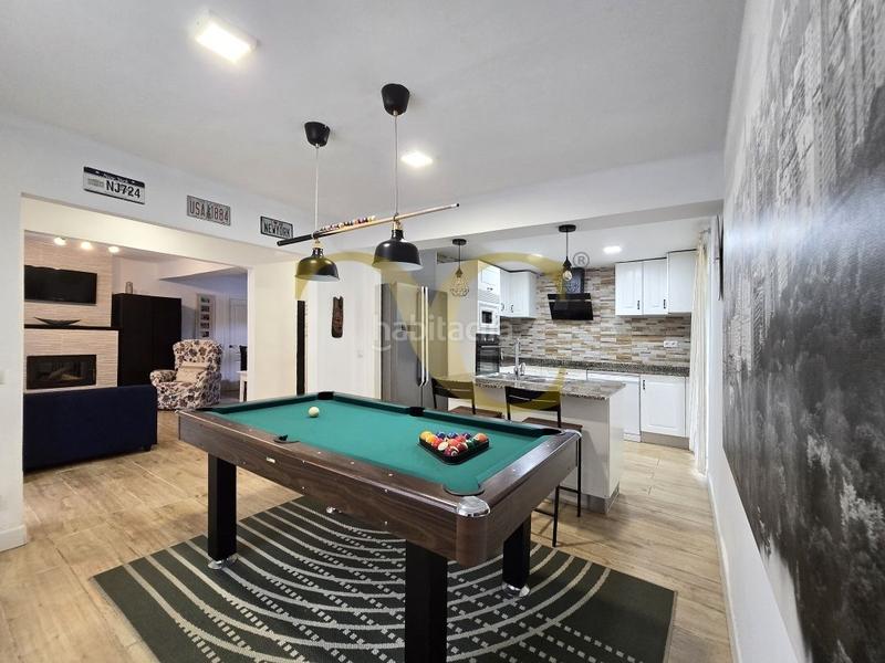 Foto 8a1cd664-3c47-488a-8bef-7a0bdf122e38. Casa con riscaldamento in Parroquias Sur - La Manjoya Oviedo