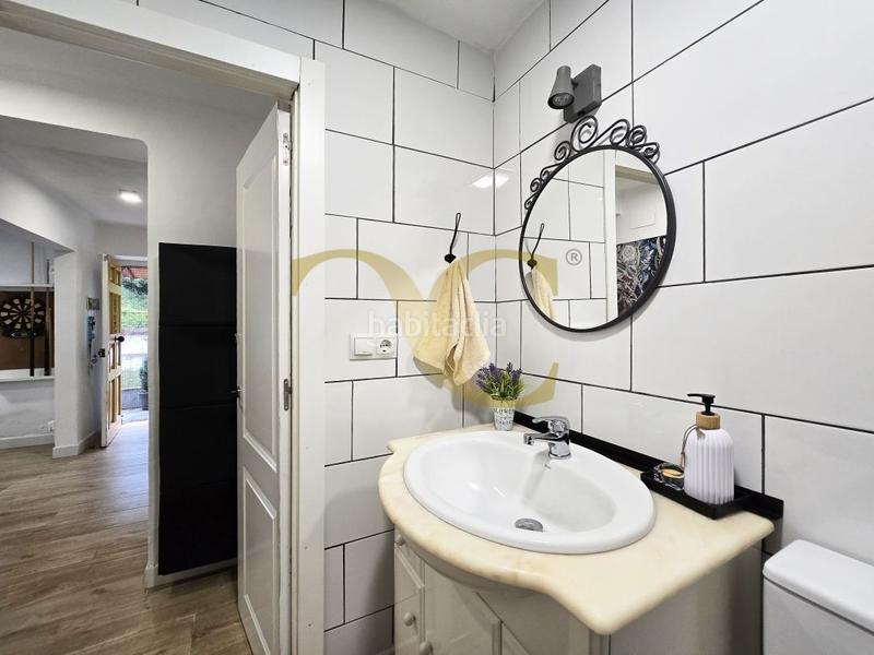 Foto e08aff42-9d85-4624-ab5d-3ea10b44d9c4. Casa con riscaldamento in Parroquias Sur - La Manjoya Oviedo