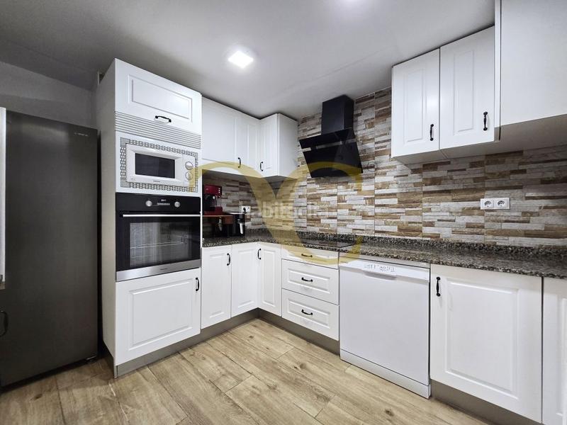 Foto f36102ad-3fa9-4fbe-a019-525238e1eccd. Casa con riscaldamento in Parroquias Sur - La Manjoya Oviedo