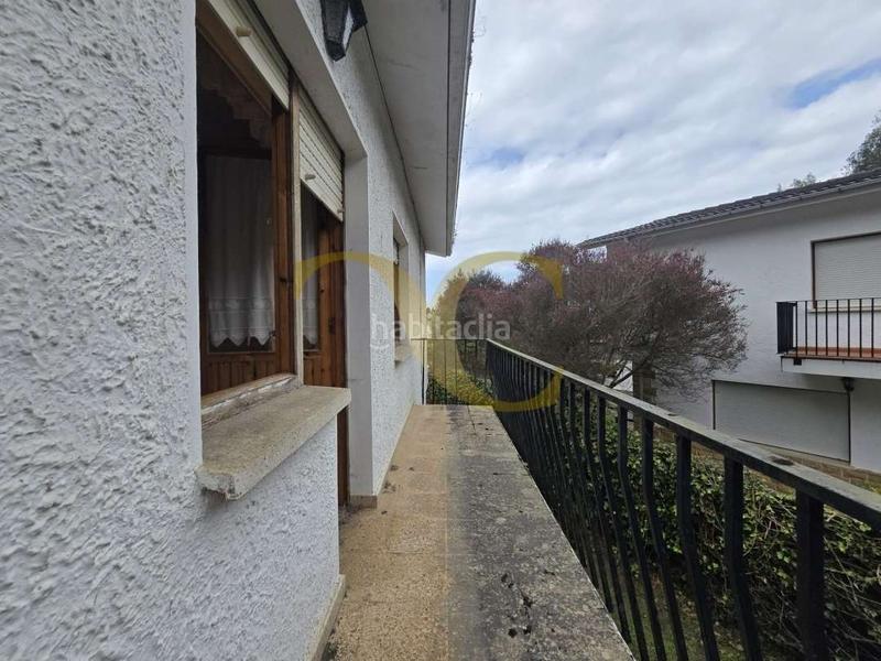 Foto 6db05805-767c-4265-ab12-91402e775cc1. Casa amb calefacció a Celorio-Poó-Parres Llanes