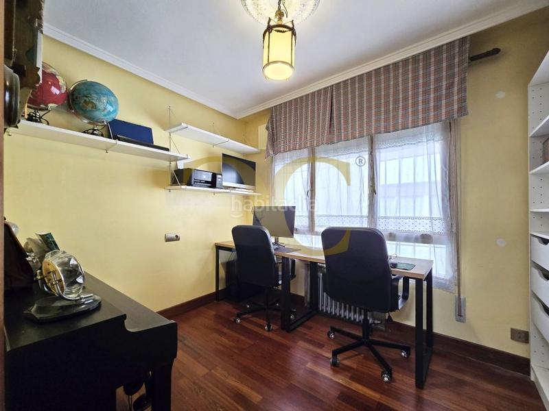 Foto fe92894e-aebb-4624-bef7-7a338477425e. Appartement avec chauffage dans Fontán Oviedo