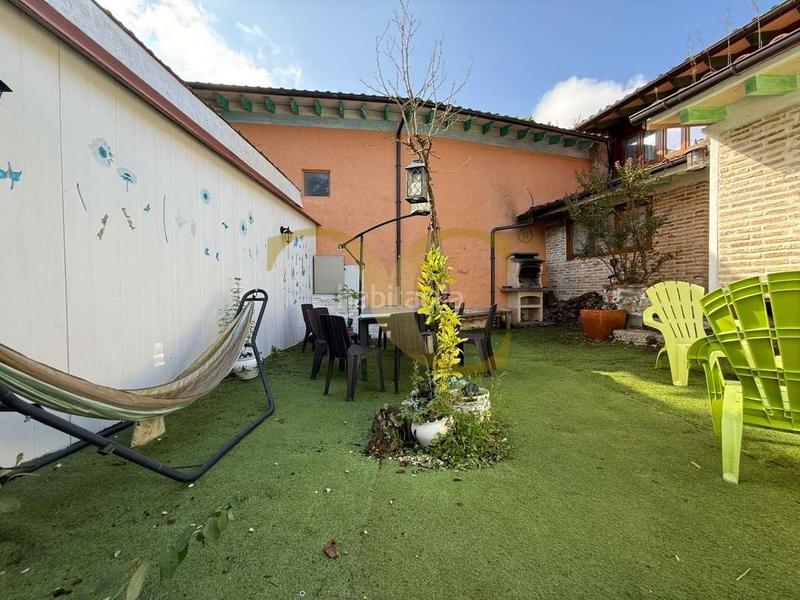 Foto 3c56cd84-7bd8-46d5-be1d-ac6854b1235e. Casa  con jardín en balmori. en Posada-Barro Llanes