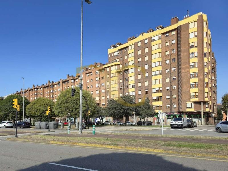 Foto 477a420f-5538-4c9f-9049-9da318d2f92a. Appartamento con riscaldamento in El Polígono Gijón