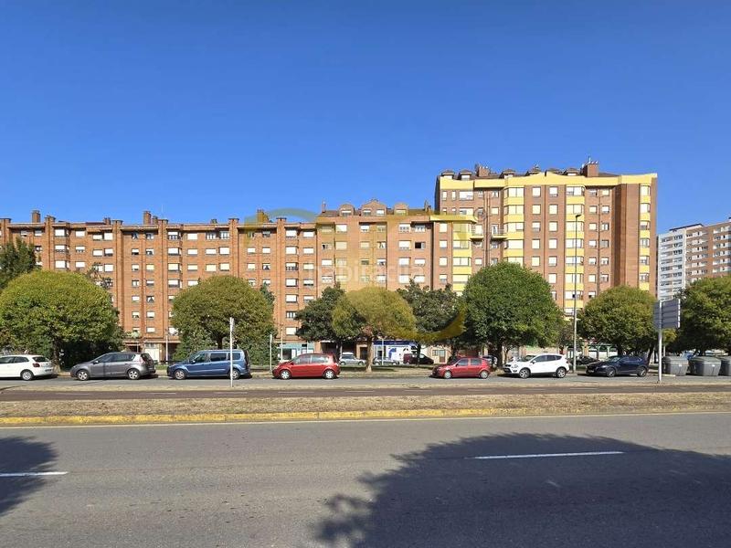 Foto da616f2e-f482-4ef3-9334-0502be99576d. Appartamento con riscaldamento in El Polígono Gijón