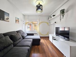 Location Appartement  Calle saturnino fresno. Piso de alquiler en zona de los prados