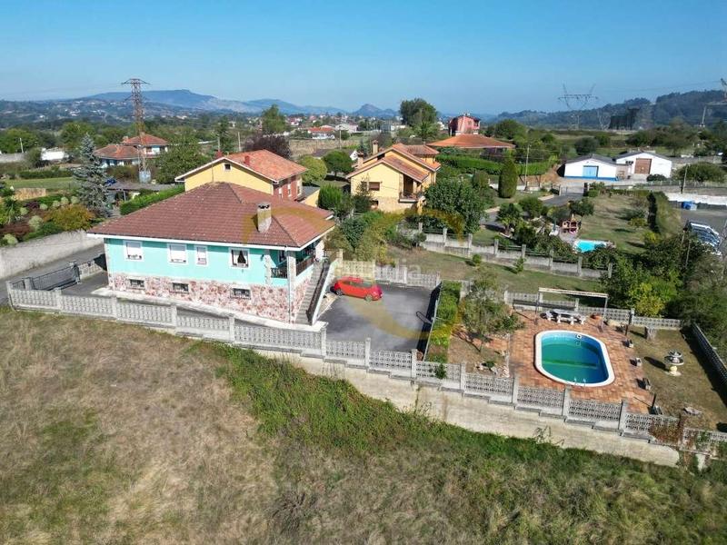 Foto 4b98d6e7-950d-4fce-a862-7442711921a0. Xalet amb calefacció aparcament piscina a Parroquias Norte Siero