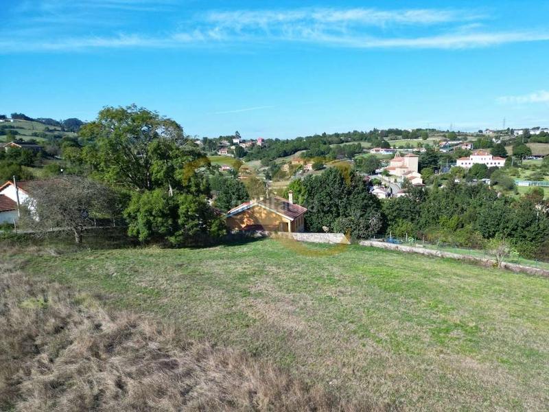 Foto 2d4db167-d2da-4fc0-a652-0e88b00dfa8a. Terreny residencial a Cenero Gijón