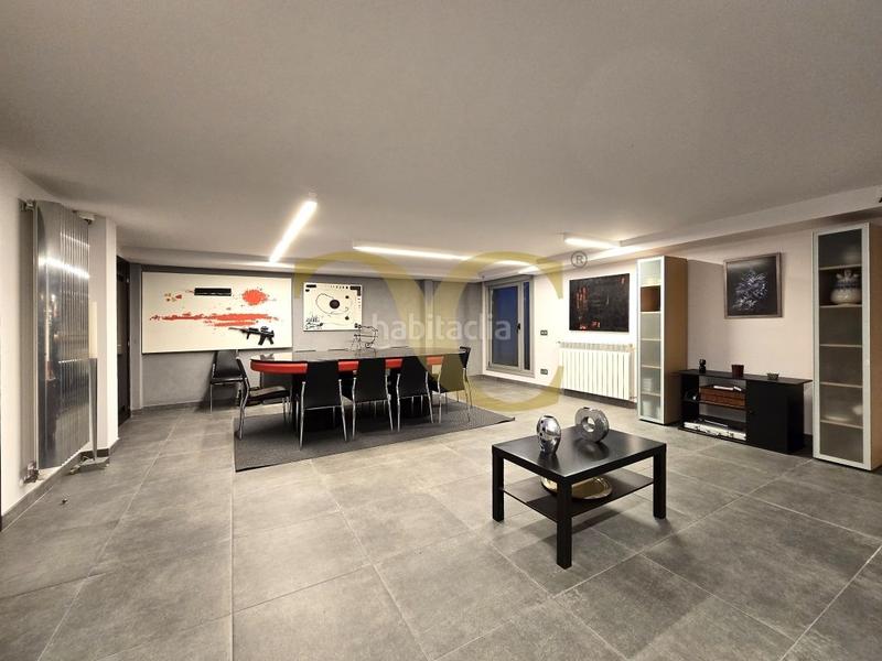 Foto 0a18fa70-a477-4e9b-9b27-cf242ba902cc. Casa la joya arquitectónica villa de lujo en Somió. en Gijón