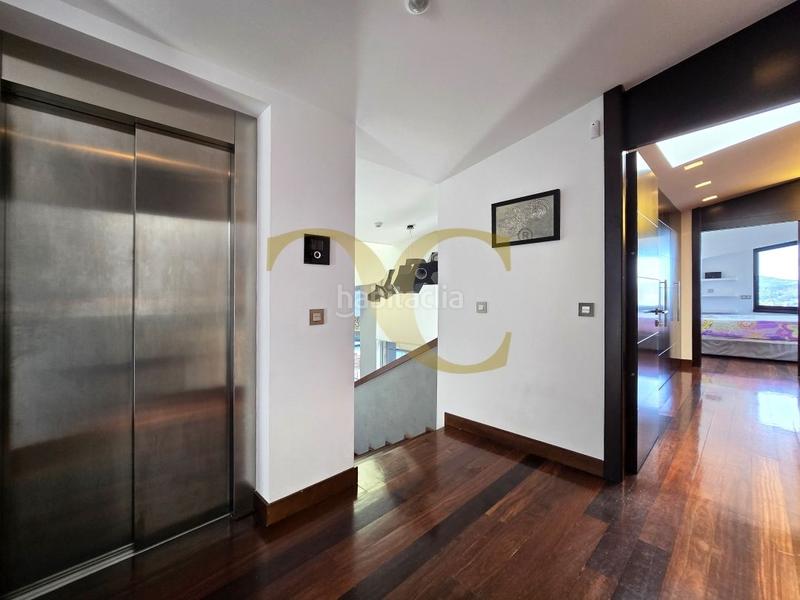 Foto 38d40967-35bc-42b4-a3f6-4cb37a721c76. Casa la joya arquitectónica villa de lujo en Somió. en Gijón