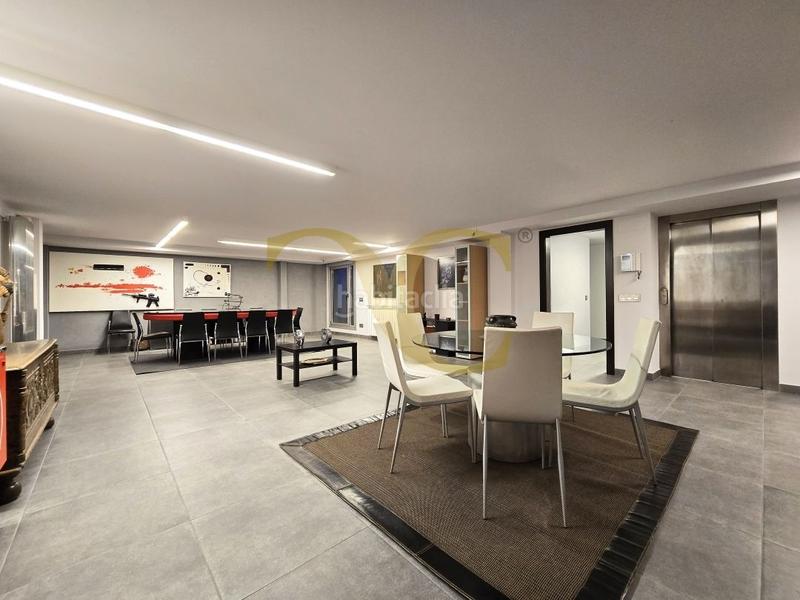 Foto 80cdc969-f69e-482f-8d33-bcd90211bc1b. Casa la joya arquitectónica villa de lujo en Somió. en Gijón