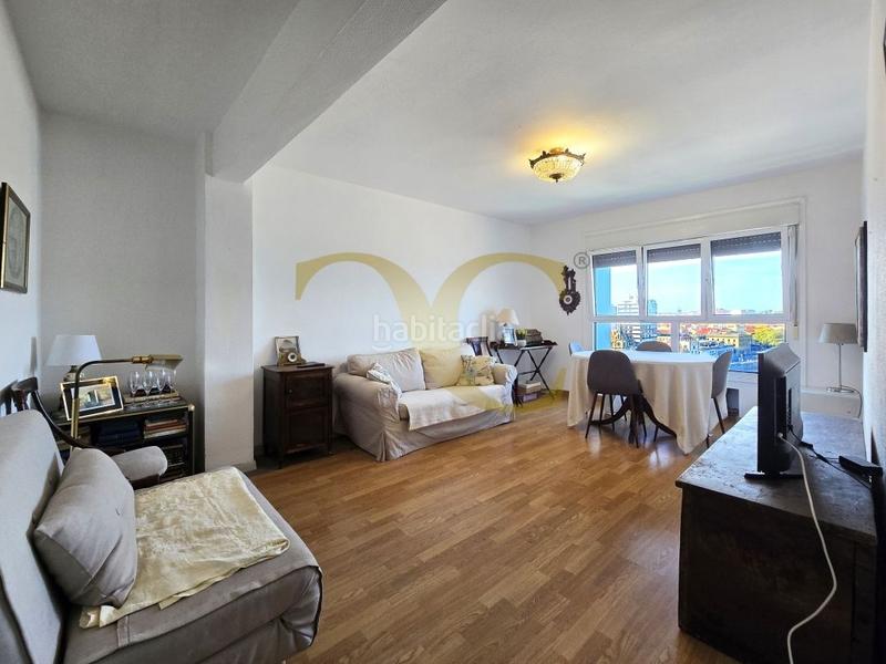 Foto a0e1e0e7-d44e-4d4c-b0e3-5d778a603a30. Appartamento con riscaldamento in Centro Gijón