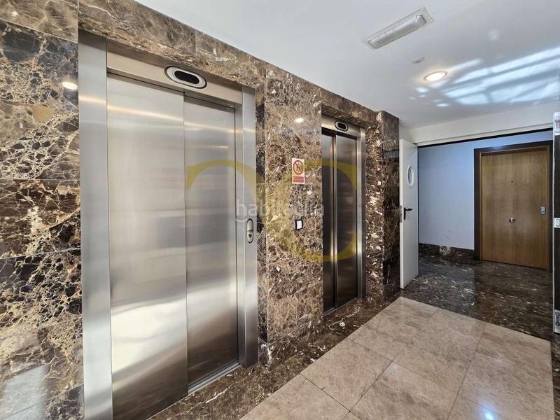 Foto 7bed2688-a3c5-42a8-ab15-0c75913673b8. Appartement mit heizung in Vallobín Oviedo
