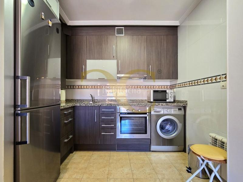 Foto b6dad017-f04f-4aca-a496-6079d3aa7cf2. Appartement mit heizung in Vallobín Oviedo