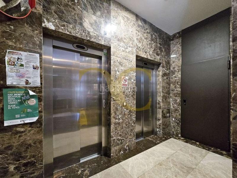 Foto d3960bde-9a83-4833-86a6-d5d3de641aa7. Appartement mit heizung in Vallobín Oviedo