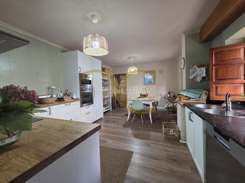 Foto f04c240a-d4f0-4b04-97b4-1b5f047c179f. Maison avec chauffage dans Cué-San Roque-Andrín Llanes