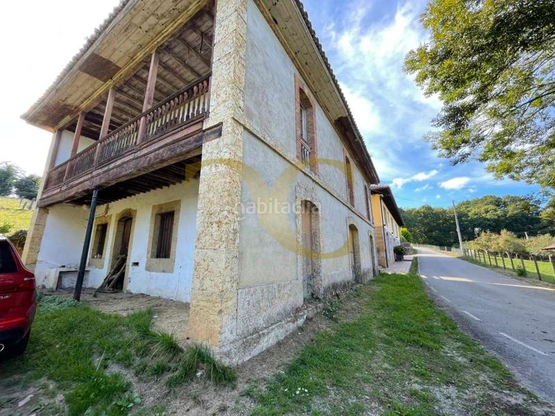 Foto 01e8a46e-1b8b-4261-8202-60fb0233f8ec. Casa  para reformar con más de 7 hectáreas de terreno. en Piloña