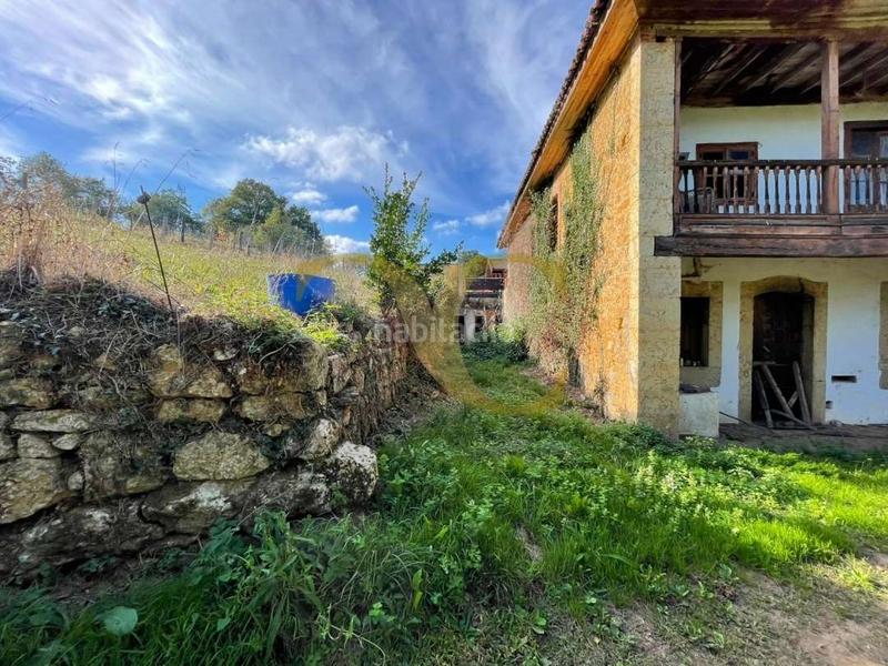 Foto ad6612fe-0bb3-48f1-a203-4db01c2f60fe. Casa  para reformar con más de 7 hectáreas de terreno. en Piloña