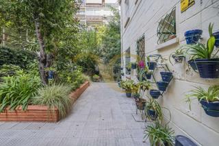 Flat  Calle de guatemala. Vivienda de cuatro dormitorios con jardín.