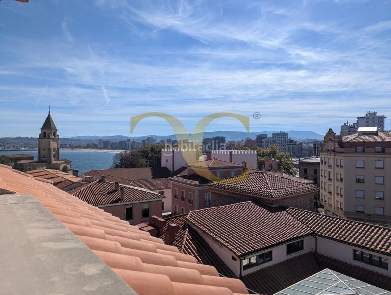 Foto 45838556-e040-4c59-9122-29a0515459c4. Piso en Cimadevilla Gijón