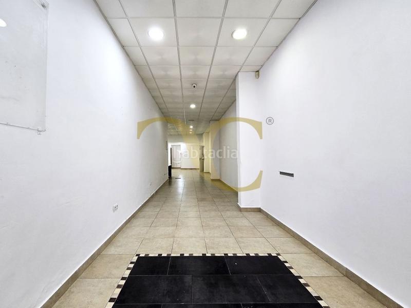 Foto bee3aa8a-8818-4474-8eb5-087376e7264f. Alquiler local comercial local alquiler en Centro Gijón