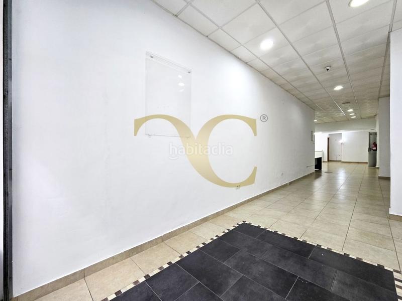 Foto f16c6d5a-1dec-4a1c-95aa-1a5579cab0bb. Alquiler local comercial local alquiler en Centro Gijón