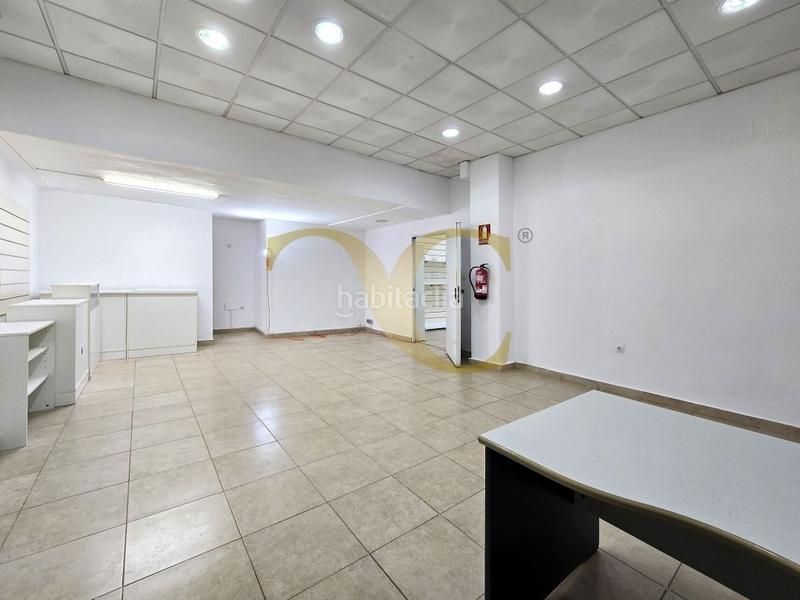 Foto 0d7f2c9b-1872-4e56-b028-665092fe8daa. Lloguer local comercial a Centro Gijón