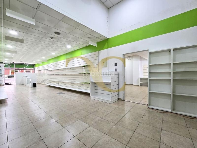 Foto dd429a8a-0482-417f-9aec-0f5ccef30a09. Location local commercial dans Centro Gijón