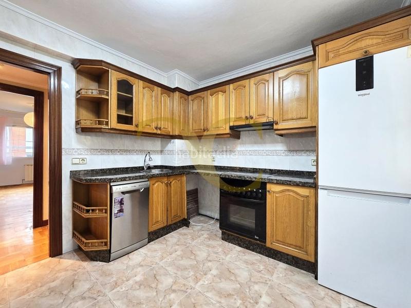 Foto 88c5b1c6-78f8-484f-b95c-b3fceac51eca. Appartamento con riscaldamento in Centro Gijón