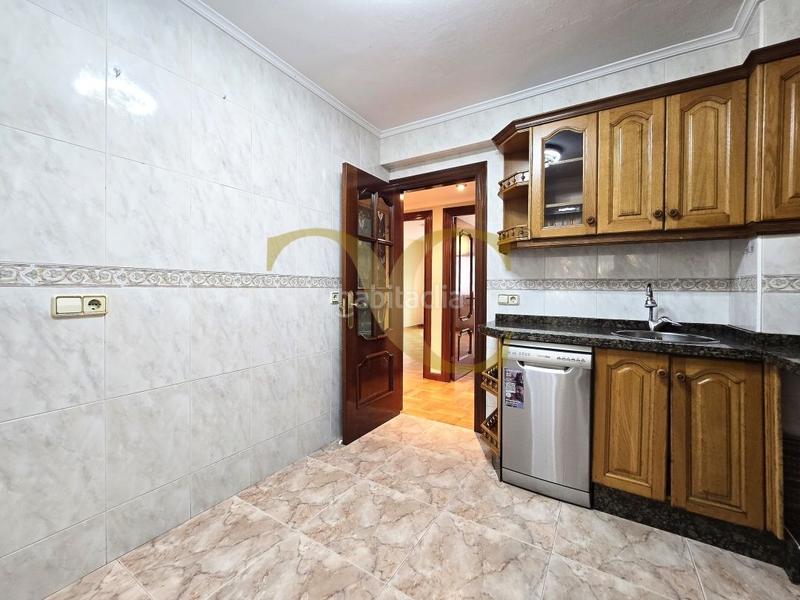 Foto df35bec5-6bea-4eed-98d5-395445986ce8. Appartamento con riscaldamento in Centro Gijón