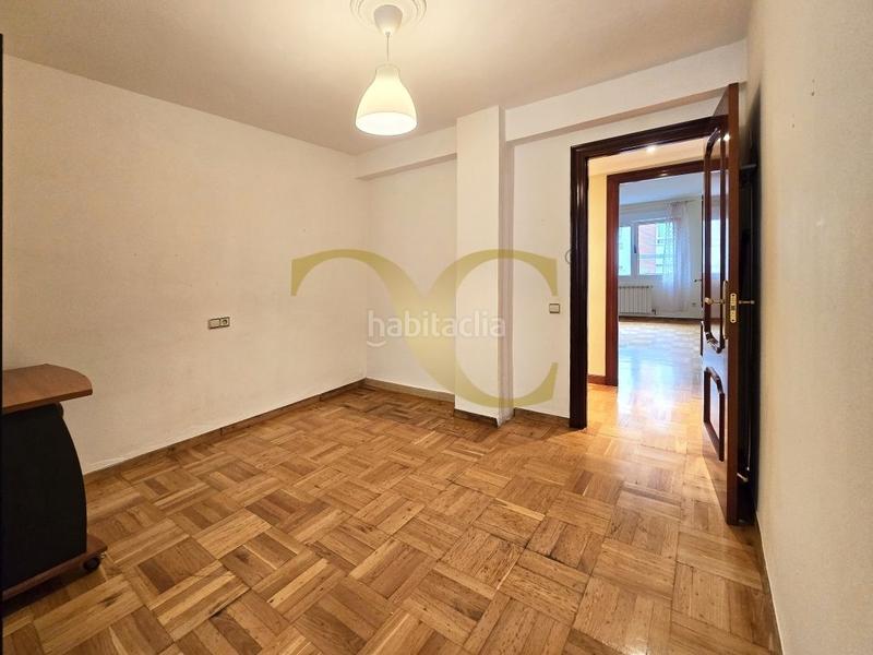 Foto e697d5a2-70a2-4b9d-bec7-b02569c3b9b8. Appartamento con riscaldamento in Centro Gijón