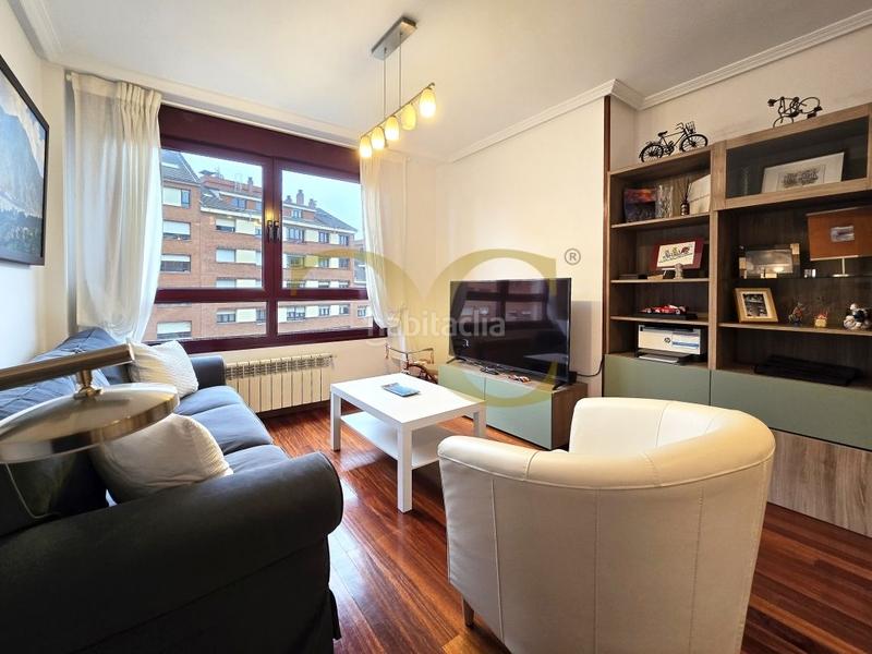 Foto 5b35221c-d30f-43b1-9ffe-a3a5bf559226. Appartement avec chauffage parking dans Vallobín Oviedo