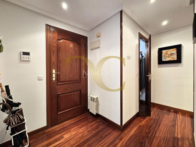Foto 7b12bc24-5d49-4ba4-91ca-b1e637f3e3be. Appartement avec chauffage parking dans Vallobín Oviedo