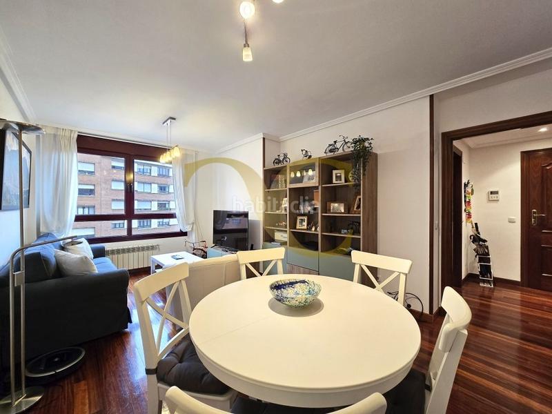 Foto 872cf7ff-c496-47ab-b478-4b86559863b1. Appartement avec chauffage parking dans Vallobín Oviedo