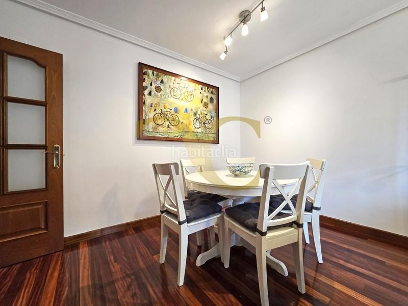 Foto d4535042-fe6b-4fc4-a5e9-feaee4899c6a. Appartement avec chauffage parking dans Vallobín Oviedo