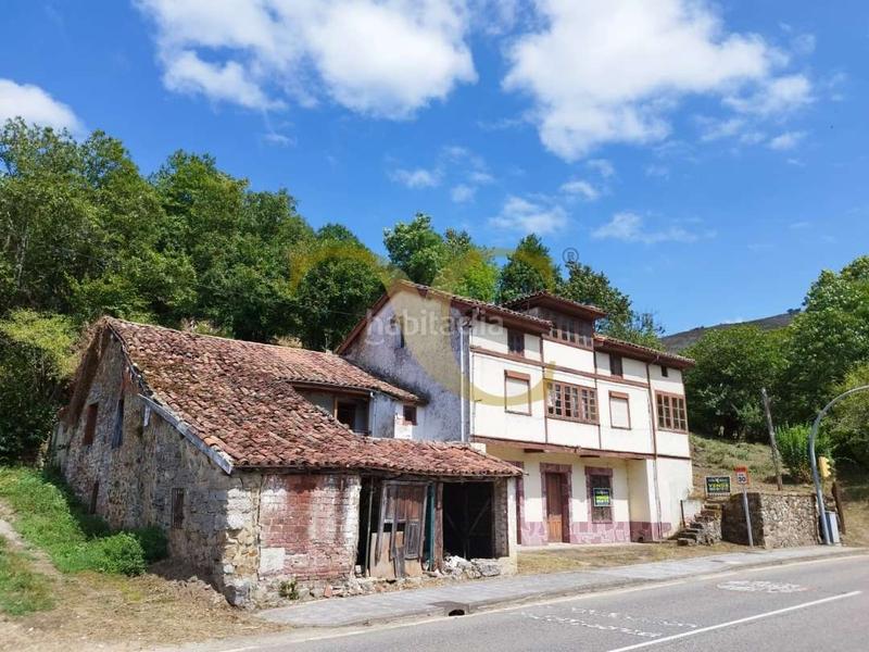 Foto af52c635-2b7a-4e4b-b617-bae6eb4efebc. Casa a Sobrescobio