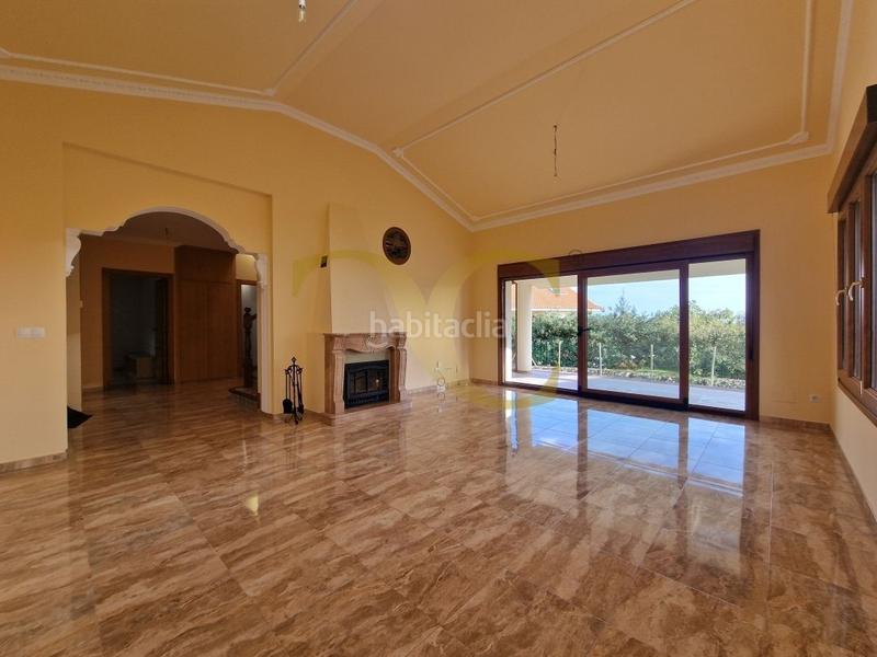 Foto 5271e075-e257-43ad-98e7-3760ef7fcccd. Chalet impecable, rodeada de naturaleza y con vistas abiertas al mar cantábrico. en Llanes