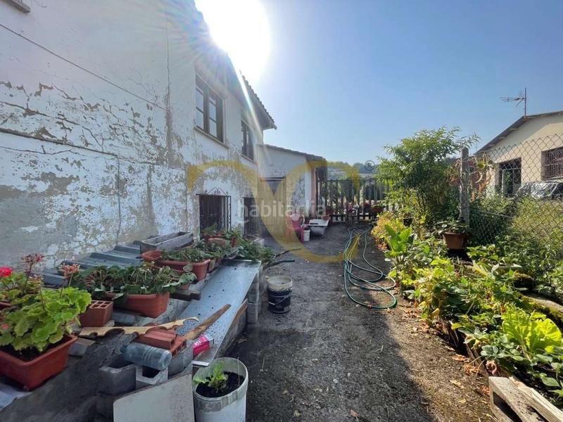 Foto 1b955f45-d9ee-4b0e-bf25-a0bf8cea255d. House with heating parking in Parres