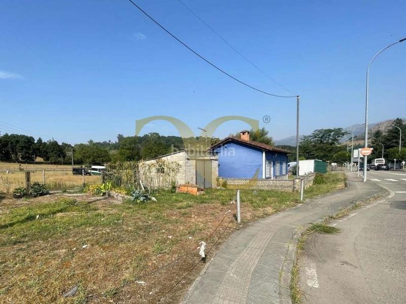 Foto 46bb76f1-b505-48fd-a555-05f349305bc6. House with heating parking in Parres