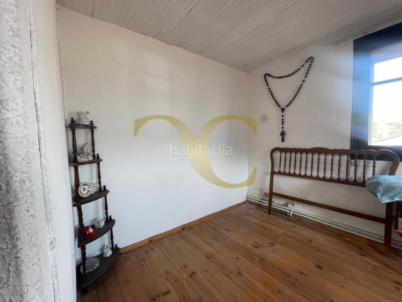 Foto ad3da7a6-b372-44b5-88a6-ee6bf20d456c. House with heating parking in Parres