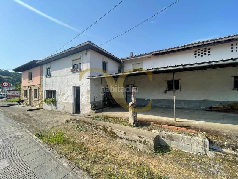 Foto c9dbef1f-fcb5-4c98-aead-fb8f93e44a8d. House with heating parking in Parres