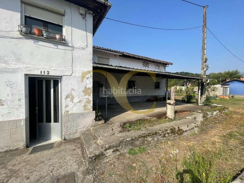 Foto f613feb3-fc1f-4975-a00f-7258e4c3c02f. House with heating parking in Parres